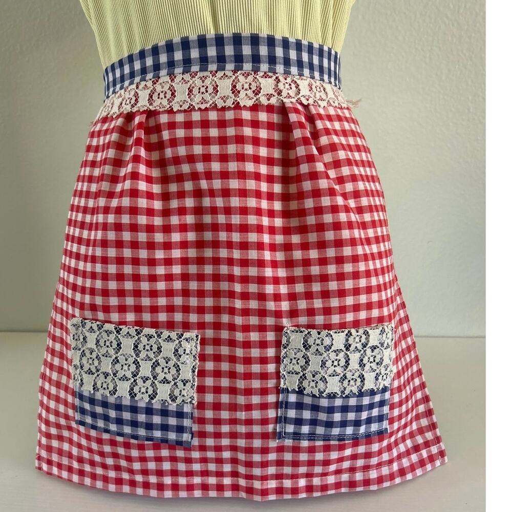 Kids 10-12 Retro Apron Red Wht Blue Checkered Fabric Homemade Vtg Lace Trim